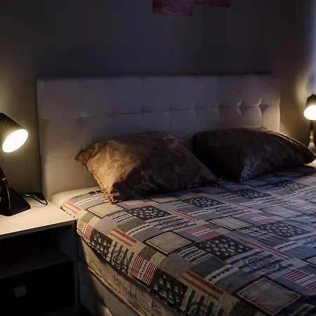 Center Retreat, Near Aubg Free Parking Apartament *