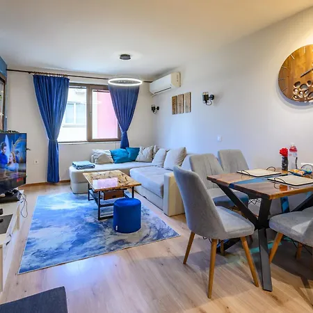 Center Retreat, Near Aubg Free Parking * Благоэвгард